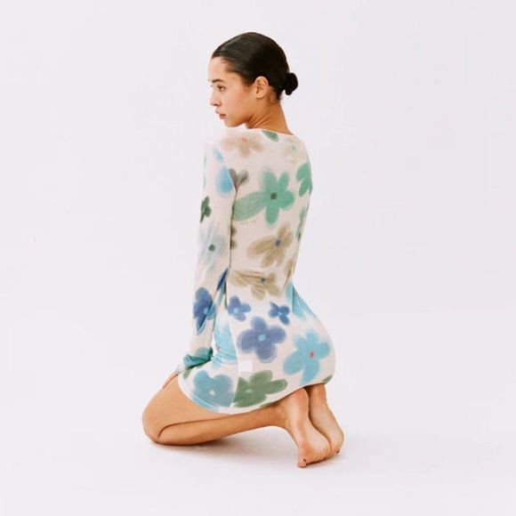 With Jean Kenny Dress Cool Tone Floral Long Sleeve Mini Dress - Picture 2 of 2